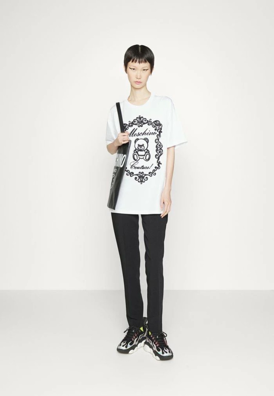 * | Moschino Embroidery Bear Print T-Shirt Fantasywhite