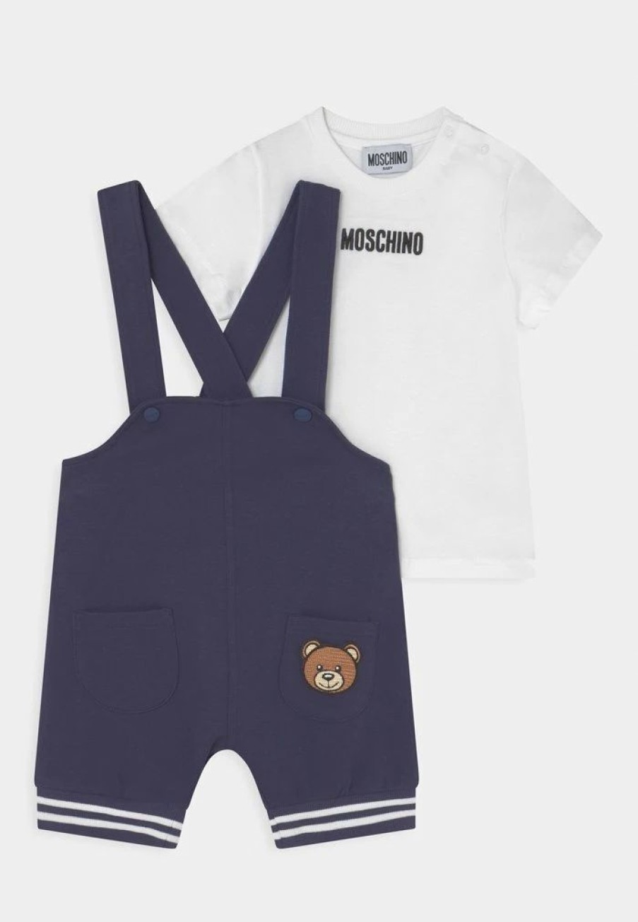 * | Moschino Dungarees Set Unisex Print T-Shirt Navy Blue