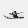 * | Moschino Ballet Pumps White/Black