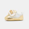 * | Moschino Newborn Strap Lettering Logo First Shoes Gold/White