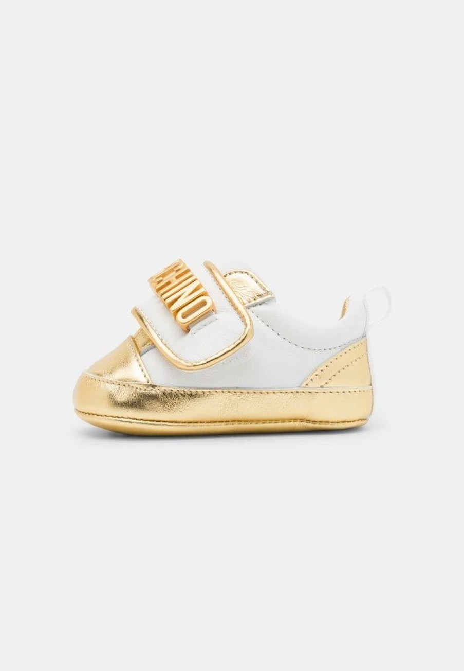 * | Moschino Newborn Strap Lettering Logo First Shoes Gold/White