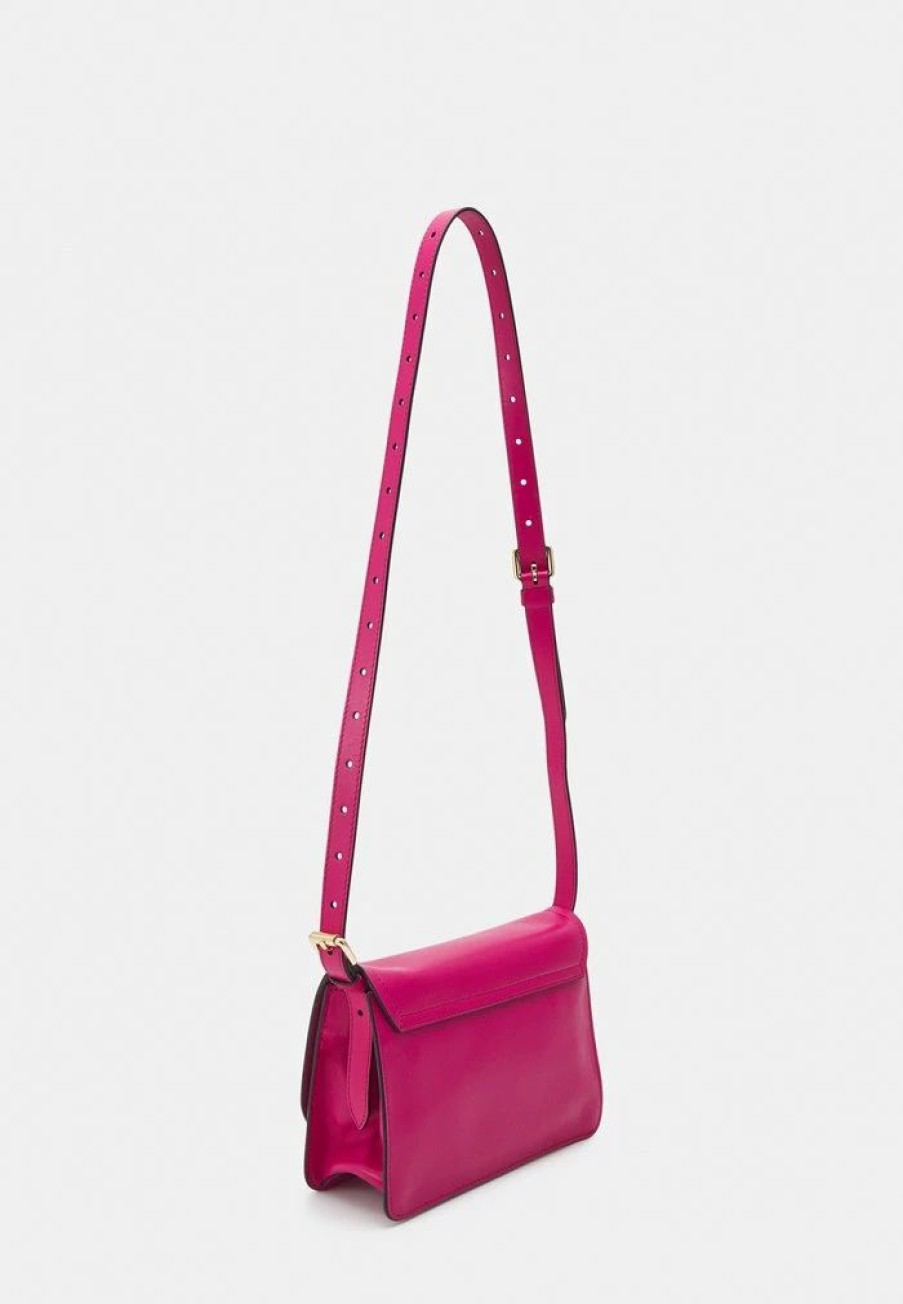 * | Moschino Group Handbag Fucsia