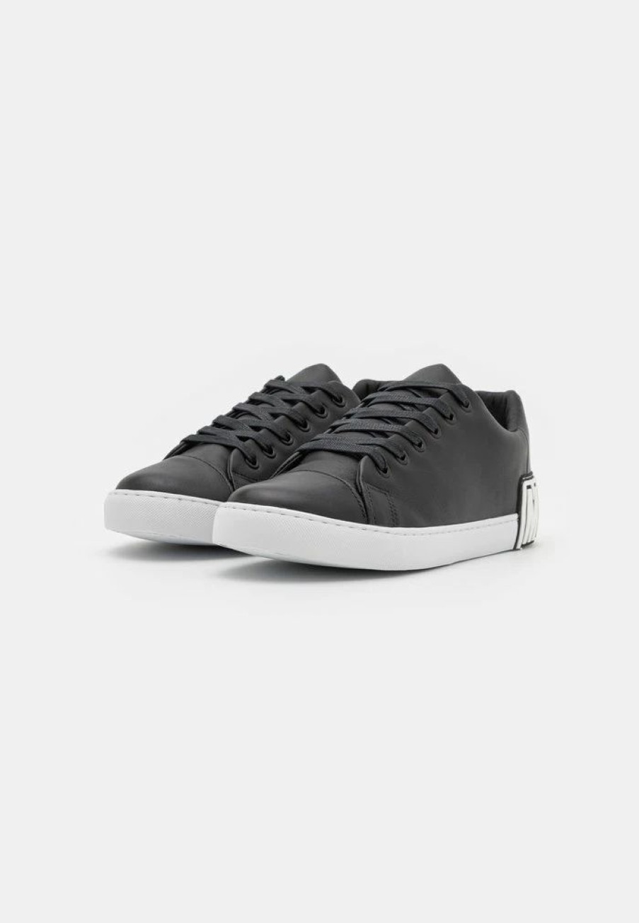 * | Moschino Trainers Nero