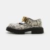 * | Moschino Slip-Ons Roccia