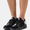 * | Moschino Trainers Nero