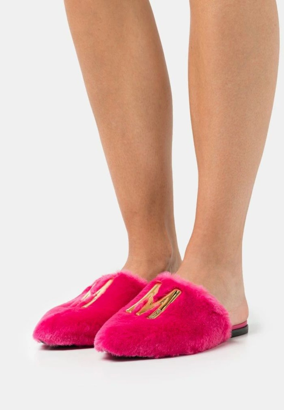 * | Moschino Mules Fuxia