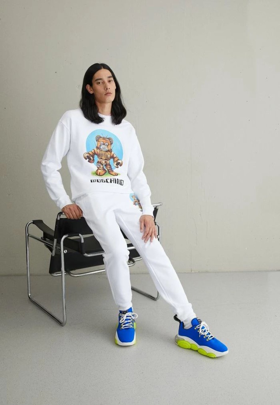 * | Moschino Sweatshirt Fantasy White