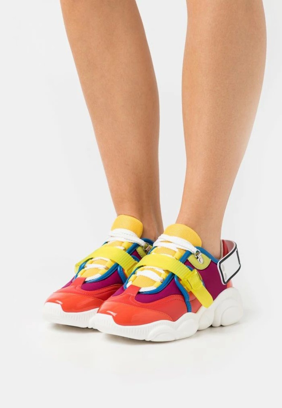 * | Moschino Trainers Fantasy Color