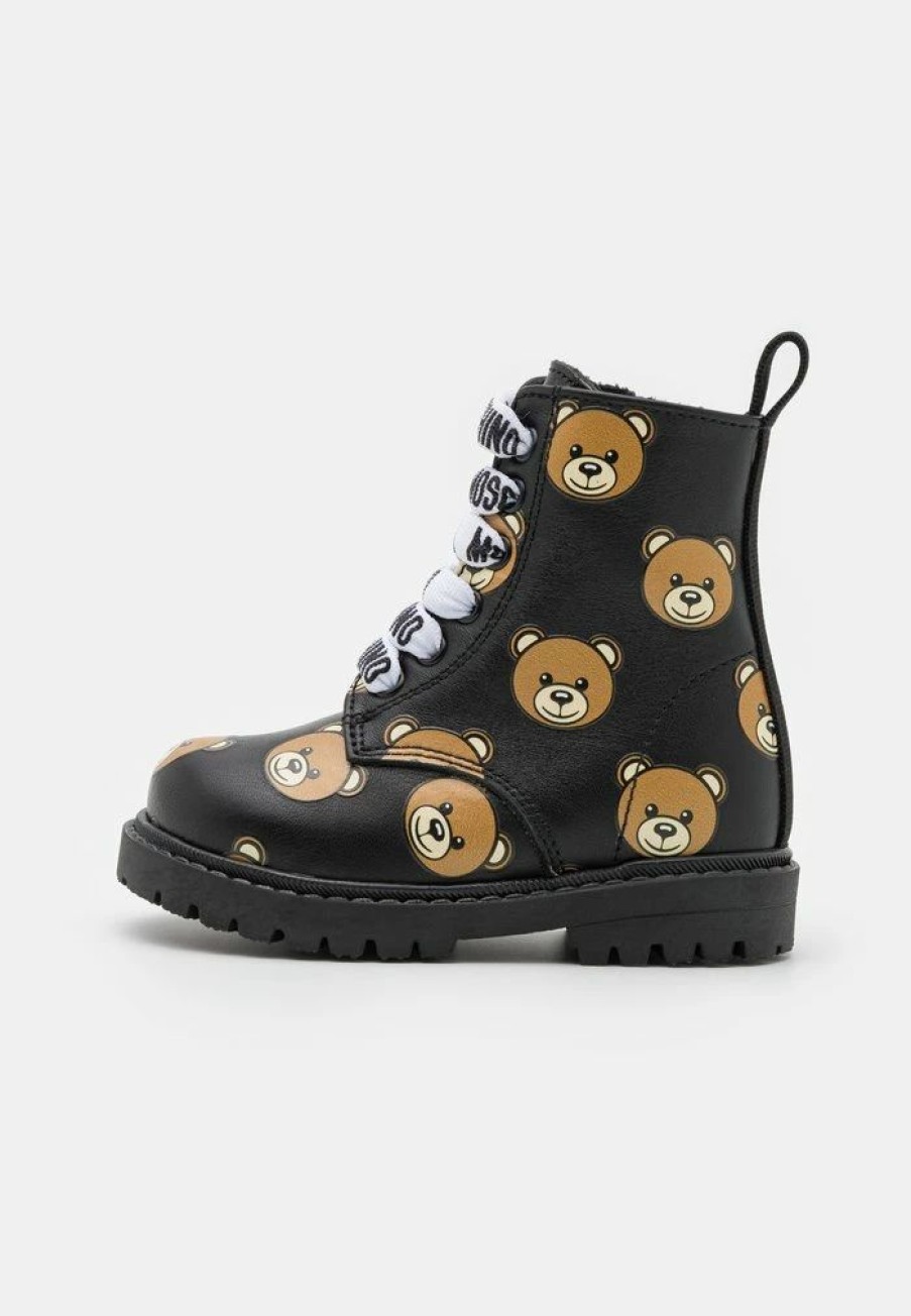 * | Moschino Combat Teddy Bear All Over Print Lace-Up Ankle Boots Black