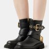 * | Moschino Classic Ankle Boots Nero