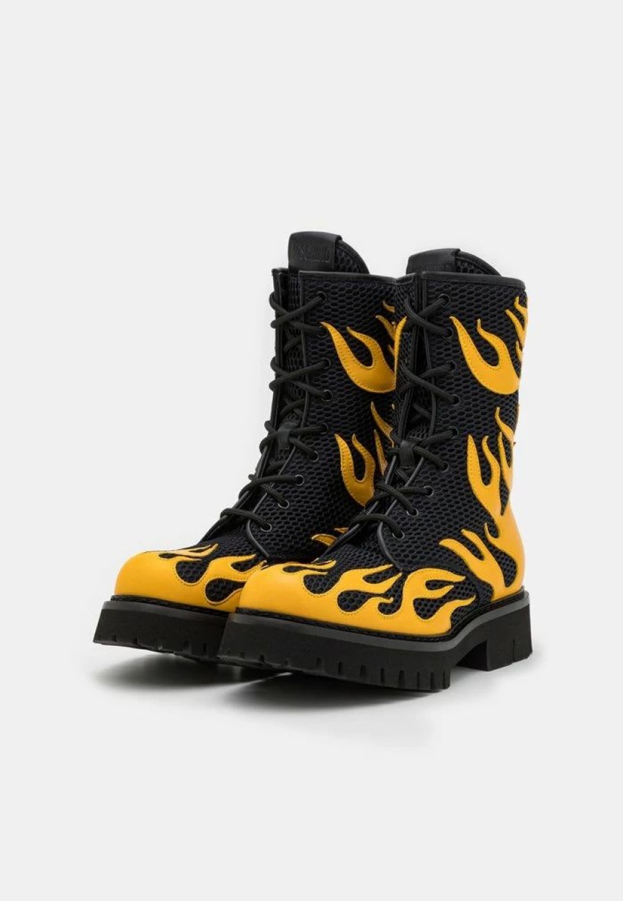 * | Moschino Lace-Up Boots Black/Yellow