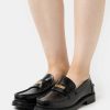 * | Moschino Slip-Ons Nero