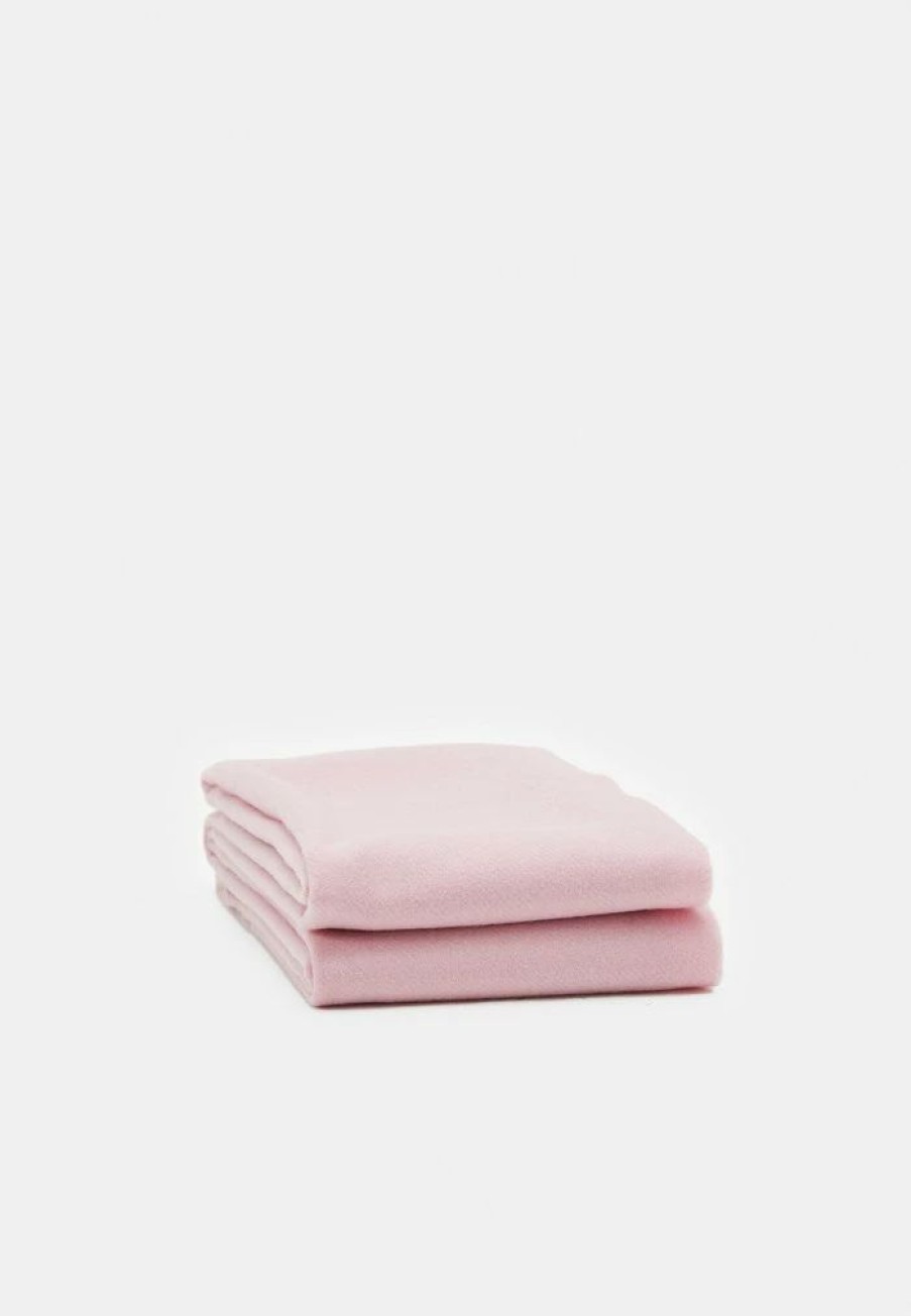 * | Moschino Foulard Pink