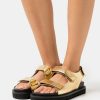 * | Moschino Sandals Oro