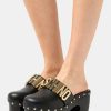 * | Moschino Clogs Nero