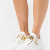 * | Moschino Trainers Bianco