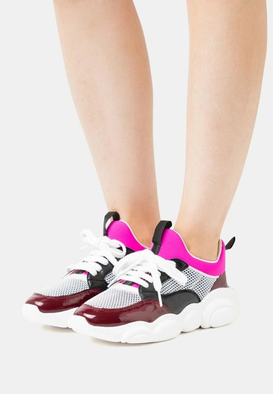 * | Moschino Trainers Fantasy Color