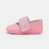 * | Moschino Newborn Mary Jane Logo First Shoes Pink