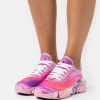 * | Moschino Trainers Fantasy Color