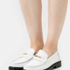 * | Moschino Slip-Ons Bianco