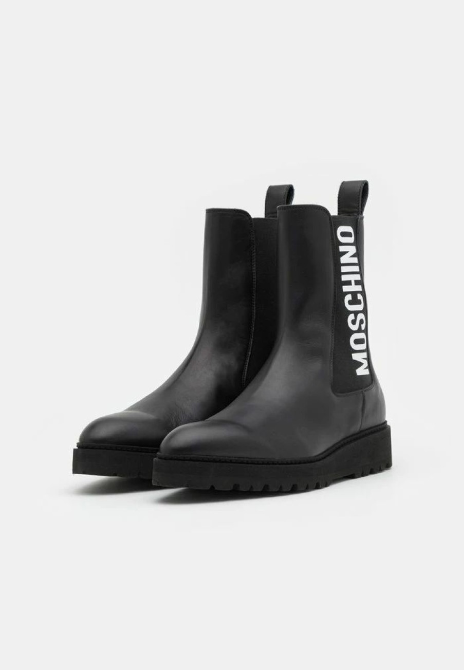 * | Moschino Classic Ankle Boots Nero