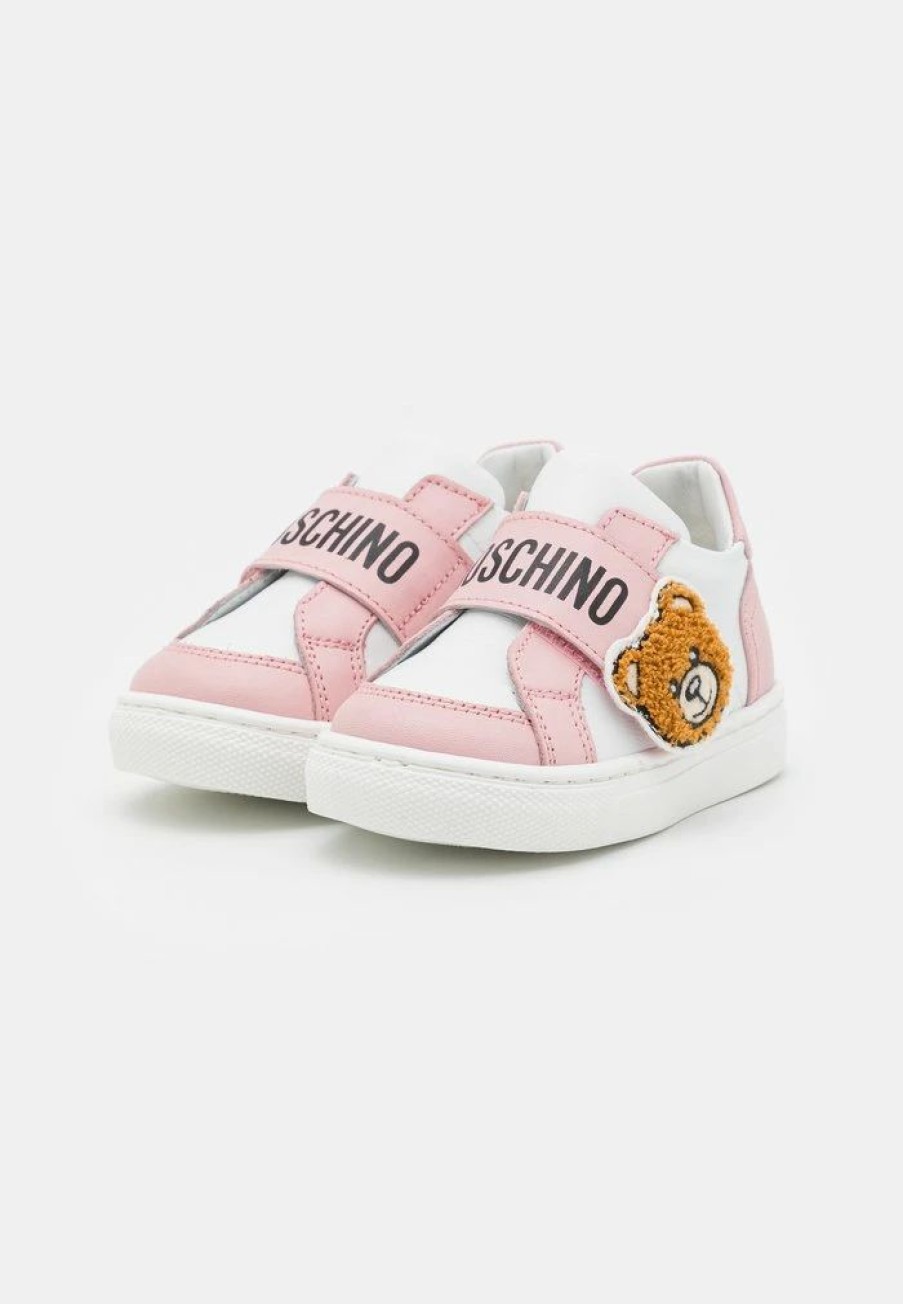 * | Moschino Box Sole Strap Fabric Teddy Bear Patch And Logo Print Trainers Pink/White