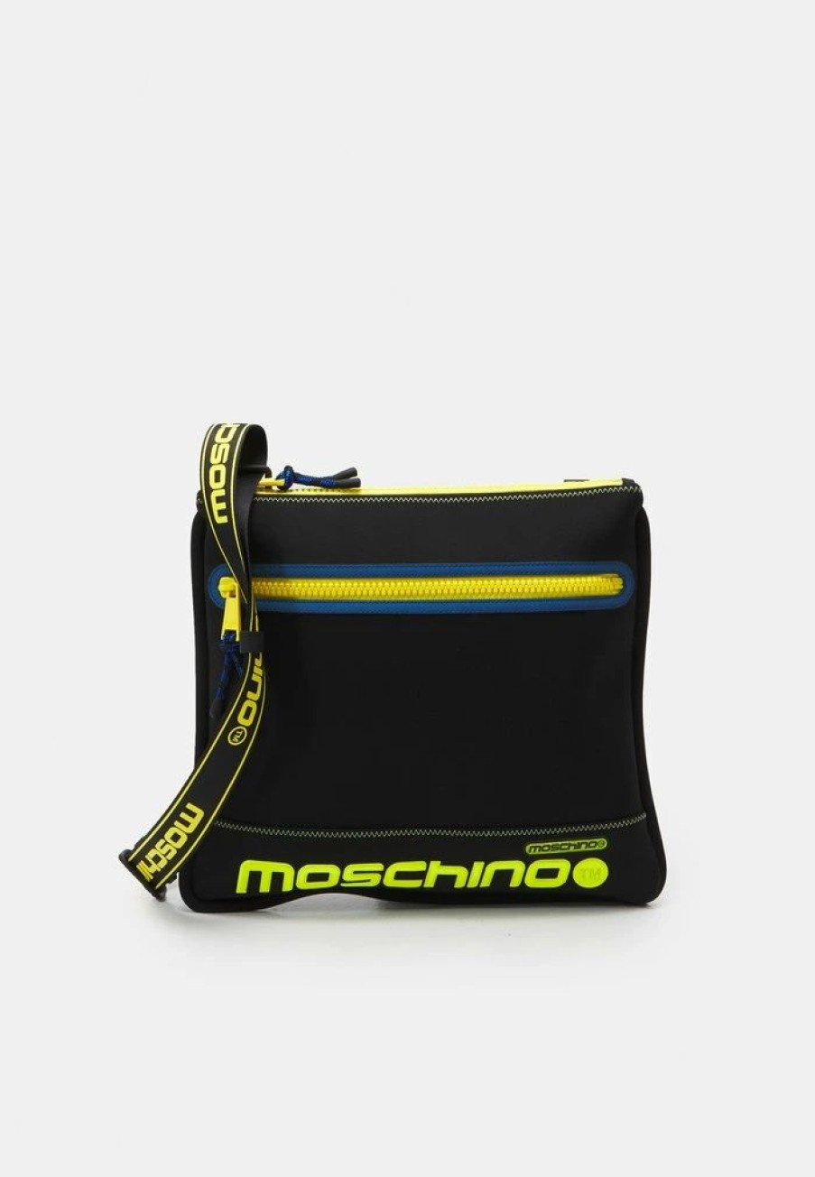 * | Moschino Logo Group Unisex Across Body Bag Black